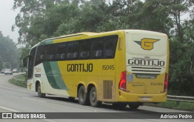 Empresa Gontijo de Transportes 15045 na cidade de Petrópolis, Rio de Janeiro, Brasil, por Adriano Pedro. Número da foto: #12793564.