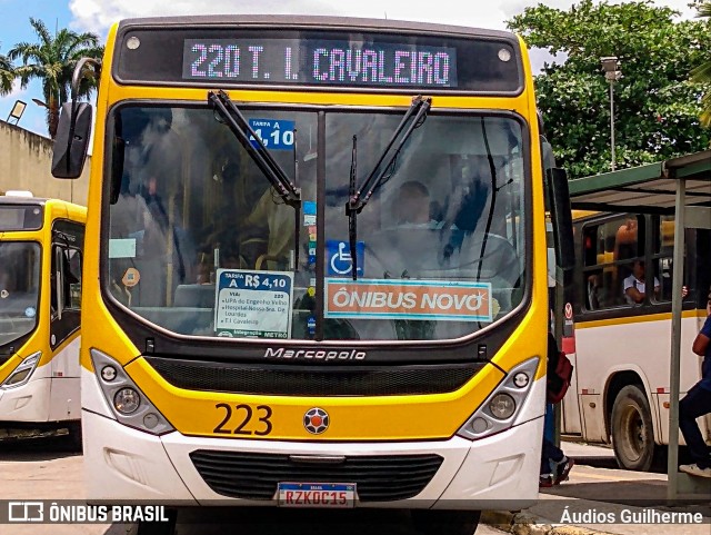 Empresa Metropolitana 223 na cidade de Jaboatão dos Guararapes, Pernambuco, Brasil, por Áudios Guilherme. Número da foto: #12797657.