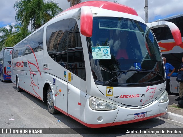 S. M. Arcanjo Turismo 2911 na cidade de Barueri, São Paulo, Brasil, por André Lourenço de Freitas. Número da foto: #12797362.