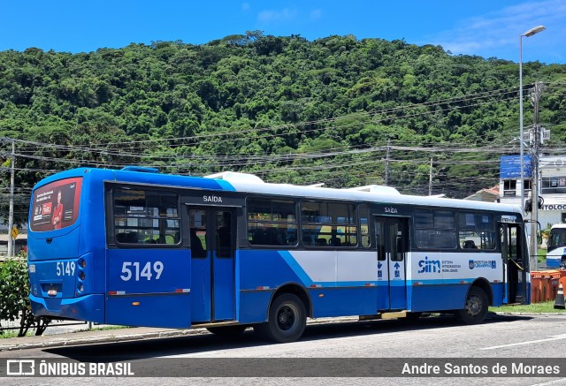 Insular Transportes Coletivos 5149 na cidade de Florianópolis, Santa Catarina, Brasil, por Andre Santos de Moraes. Número da foto: #12796478.