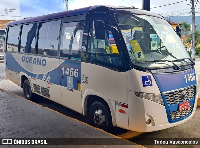 Rodoviário Oceano 1466 na cidade de Paraty, Rio de Janeiro, Brasil, por Tadeu Vasconcelos. Número da foto: #12797172.