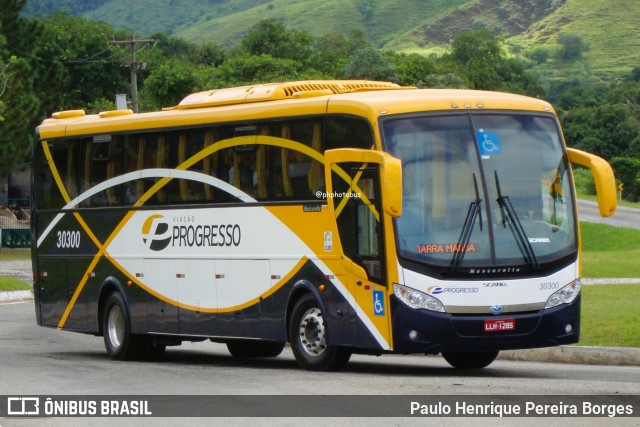 Viação Progresso 30300 na cidade de Barra do Piraí, Rio de Janeiro, Brasil, por Paulo Henrique Pereira Borges. Número da foto: #12798105.
