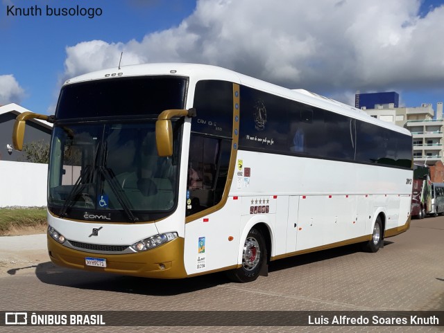 Ônibus Particulares 2012 na cidade de Rio Grande, Rio Grande do Sul, Brasil, por Luis Alfredo Soares Knuth. Número da foto: #12796028.