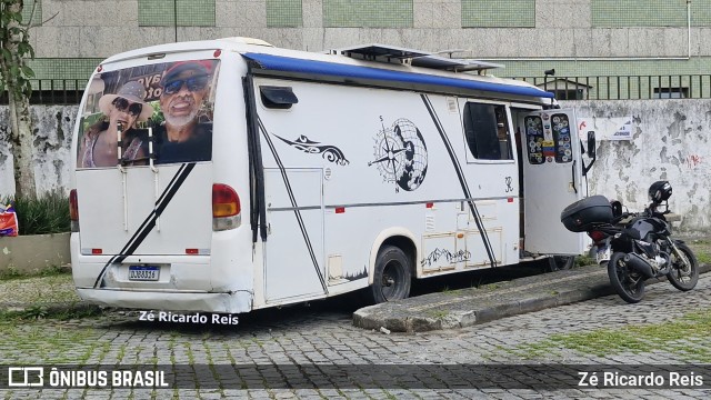 Motorhomes 8D16 na cidade de Petrópolis, Rio de Janeiro, Brasil, por Zé Ricardo Reis. Número da foto: #12799977.