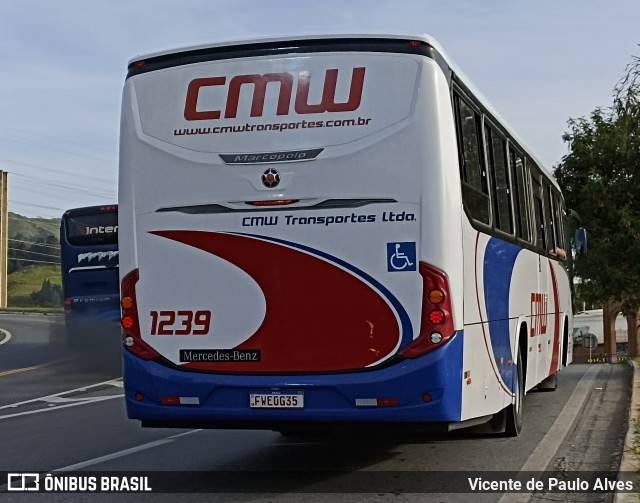 CMW Transportes 1239 na cidade de Aparecida, São Paulo, Brasil, por Vicente de Paulo Alves. Número da foto: #12799359.