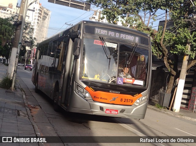 Viação Gato Preto 8 2579 na cidade de São Paulo, São Paulo, Brasil, por Rafael Lopes de Oliveira. Número da foto: #12803214.