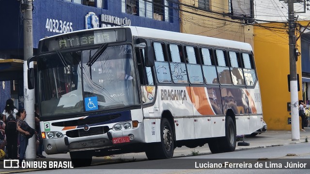 Auto Viação Bragança 8003 na cidade de Bragança Paulista, São Paulo, Brasil, por Luciano Ferreira de Lima Júnior. Número da foto: #12803541.