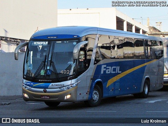Fácil Transportes e Turismo 4023 na cidade de Rio de Janeiro, Rio de Janeiro, Brasil, por Luiz Krolman. Número da foto: #12803106.