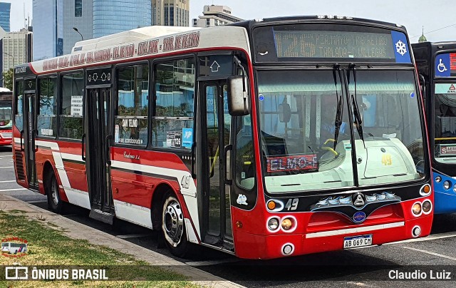 Cardenas 49 na cidade de Ciudad Autónoma de Buenos Aires, Argentina, por Claudio Luiz. Número da foto: #12803997.
