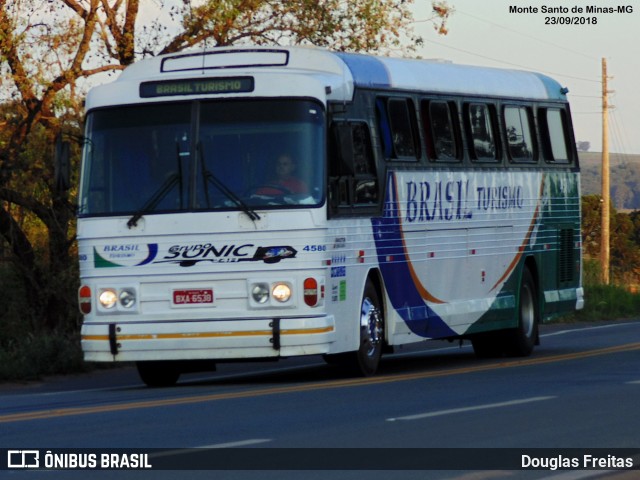 Brasil Turismo 4580 na cidade de Monte Santo de Minas, Minas Gerais, Brasil, por Douglas Freitas. Número da foto: #12803963.