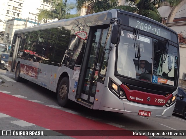 Viação Gatusa Transportes Urbanos 7 6054 na cidade de São Paulo, São Paulo, Brasil, por Rafael Lopes de Oliveira. Número da foto: #12801500.