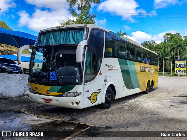 Empresa Gontijo de Transportes 14295 na cidade de Paraíba do Sul, Rio de Janeiro, Brasil, por Gian Carlos. Número da foto: #12848177.