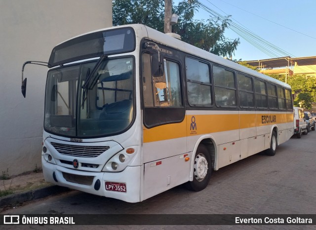 Zion Turismo LPY3552 na cidade de Piúma, Espírito Santo, Brasil, por Everton Costa Goltara. Número da foto: #12850385.