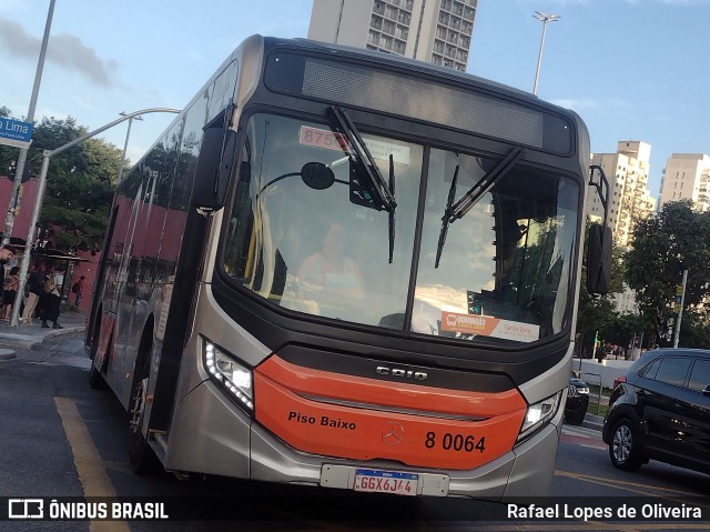TRANSPPASS - Transporte de Passageiros 8 0064 na cidade de São Paulo, São Paulo, Brasil, por Rafael Lopes de Oliveira. Número da foto: #12850232.