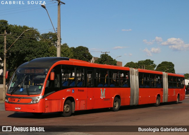 Expresso Azul 17E04 na cidade de Curitiba, Paraná, Brasil, por Busologia Gabrielística. Número da foto: #12848626.
