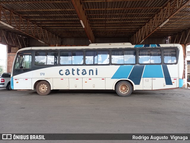 Cattani Transportes e Turismo 1711 na cidade de Pato Branco, Paraná, Brasil, por Rodrigo Augusto  Vignaga. Número da foto: #12849760.