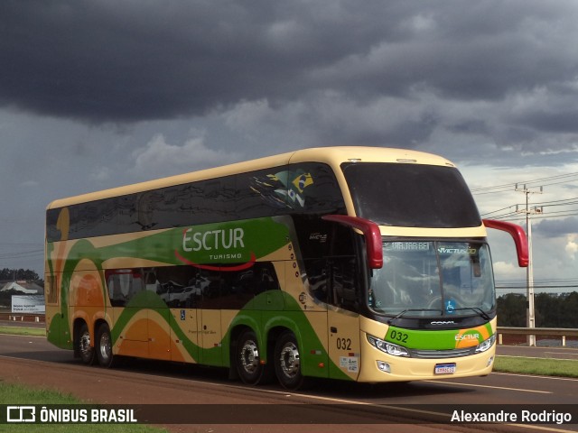 Esctur Turismo 032 na cidade de Cascavel, Paraná, Brasil, por Alexandre Rodrigo. Número da foto: #12848968.