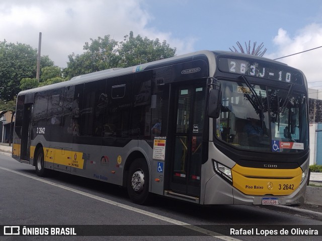Viação Metrópole Paulista - Zona Leste 3 2642 na cidade de São Paulo, São Paulo, Brasil, por Rafael Lopes de Oliveira. Número da foto: #12848104.