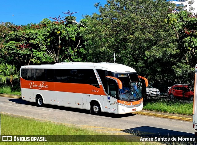 Viação Vale do Tietê 864 na cidade de São Paulo, São Paulo, Brasil, por Andre Santos de Moraes. Número da foto: #12849391.