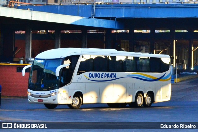 Viação Ouro e Prata 694 na cidade de Porto Alegre, Rio Grande do Sul, Brasil, por Eduardo Ribeiro. Número da foto: #12876096.