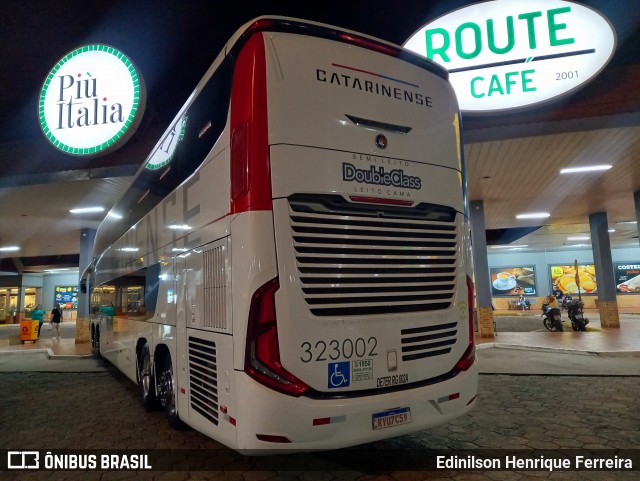 Auto Viação Catarinense 323002 na cidade de Santa Cruz do Rio Pardo, São Paulo, Brasil, por Edinilson Henrique Ferreira. Número da foto: #12876149.
