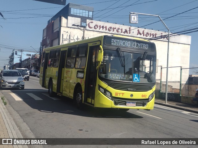 Empresa de Transportes e Turismo Carapicuiba 002 na cidade de Carapicuíba, São Paulo, Brasil, por Rafael Lopes de Oliveira. Número da foto: #12874527.