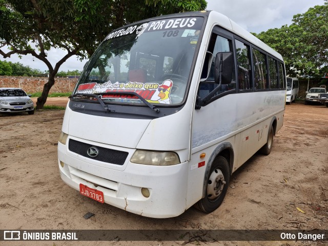 Ônibus Particulares 108 na cidade de Parnaíba, Piauí, Brasil, por Otto Danger. Número da foto: #12876084.