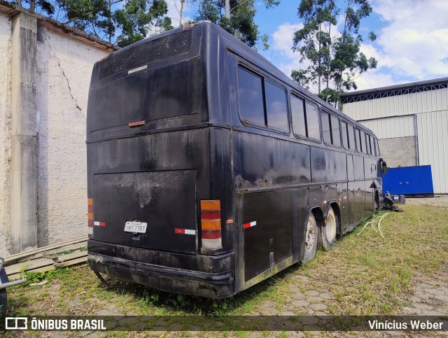 Ônibus Particulares 7767 na cidade de Santo Amaro da Imperatriz, Santa Catarina, Brasil, por Vinícius Weber. Número da foto: #12875286.