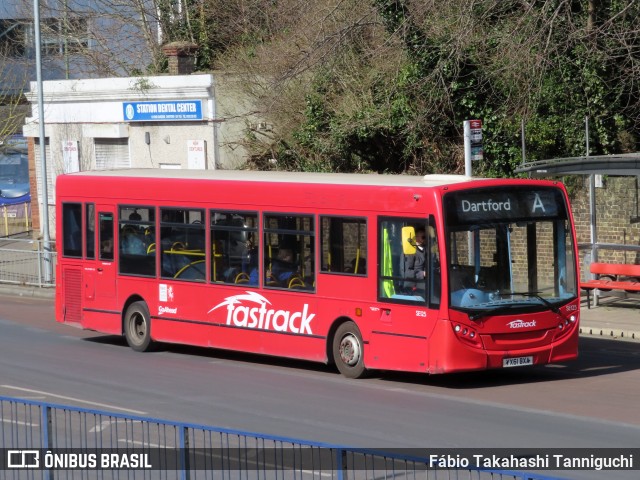 London General SE125 na cidade de Dartford, Kent, Inglaterra, por Fábio Takahashi Tanniguchi. Número da foto: #12876053.