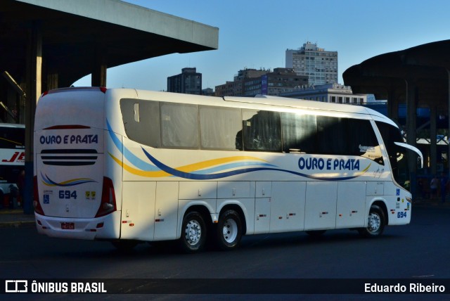 Viação Ouro e Prata 694 na cidade de Porto Alegre, Rio Grande do Sul, Brasil, por Eduardo Ribeiro. Número da foto: #12876092.