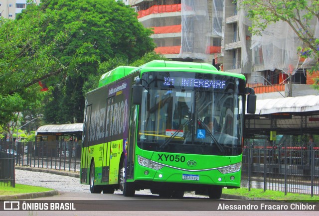 Transporte Coletivo Glória XY050 na cidade de Curitiba, Paraná, Brasil, por Alessandro Fracaro Chibior. Número da foto: #12877017.