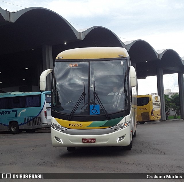 Empresa Gontijo de Transportes 19255 na cidade de Montes Claros, Minas Gerais, Brasil, por Cristiano Martins. Número da foto: #12876838.