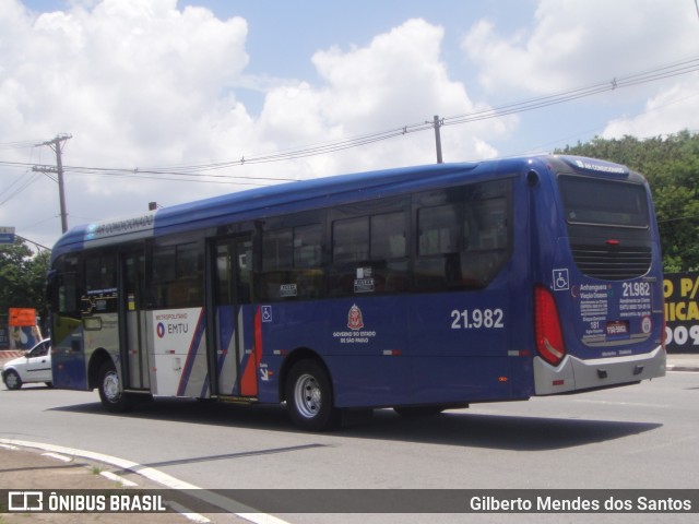 Viação Osasco 21.982 na cidade de Carapicuíba, São Paulo, Brasil, por Gilberto Mendes dos Santos. Número da foto: #12876614.