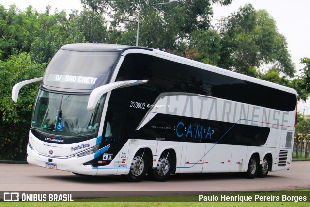 Auto Viação Catarinense 323002 na cidade de Curitiba, Paraná, Brasil, por Paulo Henrique Pereira Borges. Número da foto: #12879203.