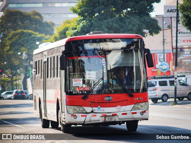 Autotransportes Pavas 00 na cidade de San José, San José, Costa Rica, por Sebas Gamboa. Número da foto: #12882137.