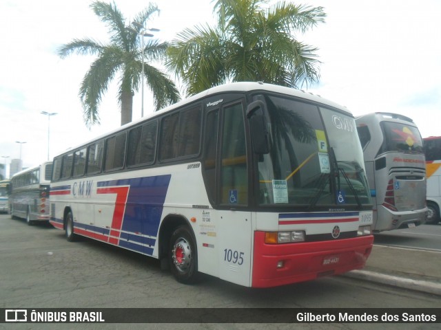 CMW Transportes 1095 na cidade de Barueri, São Paulo, Brasil, por Gilberto Mendes dos Santos. Número da foto: #12880203.
