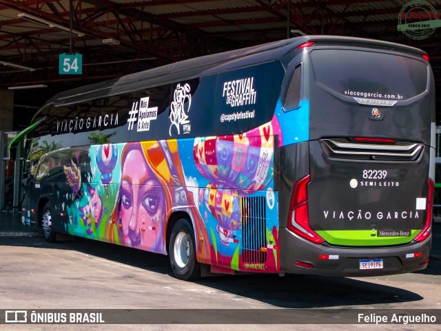 Viação Garcia 82239 na cidade de Londrina, Paraná, Brasil, por Felipe Arguelho. Número da foto: #12880728.