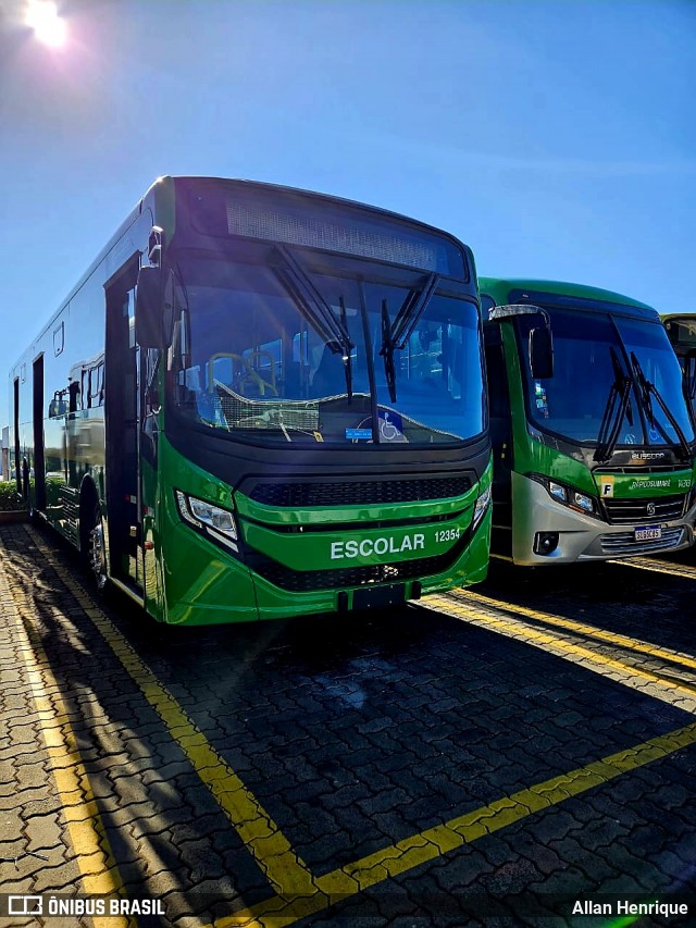 Transportes Capellini 12354 na cidade de Paulínia, São Paulo, Brasil, por Allan Henrique. Número da foto: #12881705.