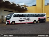 Lopestur - Lopes Turismo e Transportes 80063 na cidade de Itumbiara, Goiás, Brasil, por Djianinih B Mileski. Número da foto: #:id.
