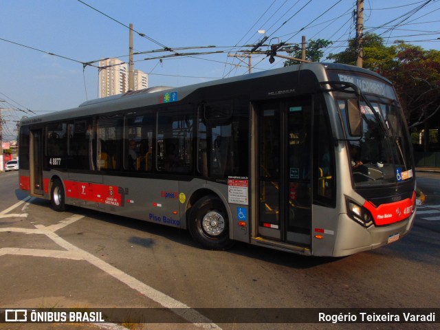 Express Transportes Urbanos Ltda 4 8877 na cidade de São Paulo, São Paulo, Brasil, por Rogério Teixeira Varadi. Número da foto: #12883905.