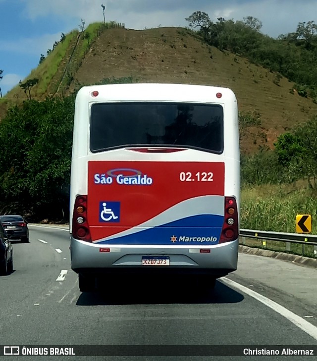 Coletivos São Geraldo 02.122 na cidade de Rio Bonito, Rio de Janeiro, Brasil, por Christiano Albernaz. Número da foto: #12883624.