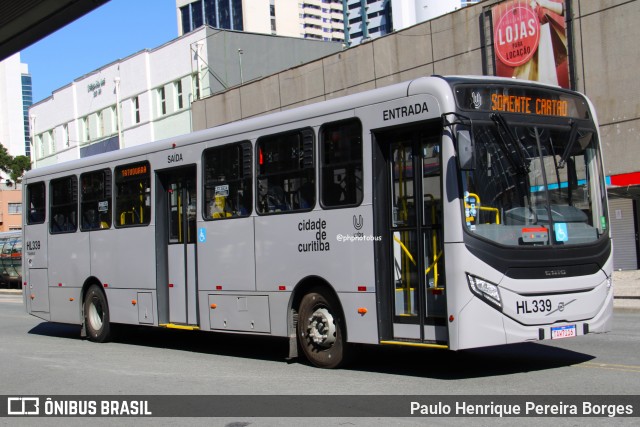Auto Viação Redentor HL339 na cidade de Curitiba, Paraná, Brasil, por Paulo Henrique Pereira Borges. Número da foto: #12884469.