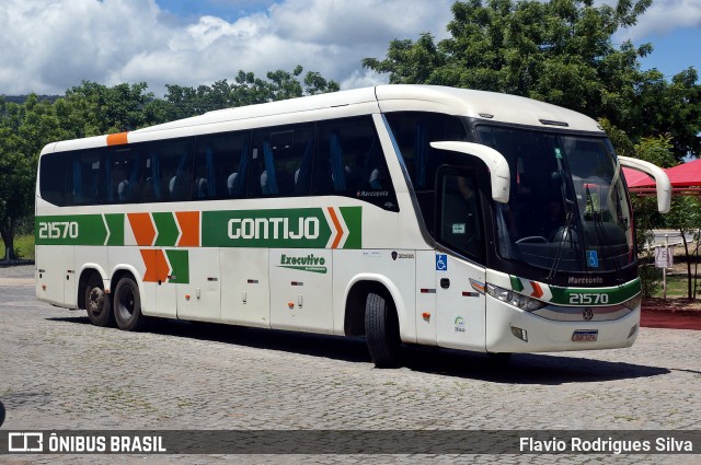 Empresa Gontijo de Transportes 21570 na cidade de Itaobim, Minas Gerais, Brasil, por Flavio Rodrigues Silva. Número da foto: #12886836.