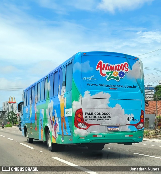 Gertaxi 4892268 na cidade de Formiga, Minas Gerais, Brasil, por Jonathan Nunes. Número da foto: #12885265.