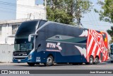 ETN - Enlaces Terrestres Nacionales 8102 na cidade de Gustavo A. Madero, Ciudad de México, México, por Juan Manuel Cruz. Número da foto: #12885697.