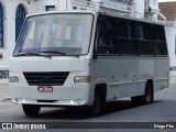 Ônibus Particulares  na cidade de Serrinha, Bahia, Brasil, por Diogo Pbs. Número da foto: #12884983.