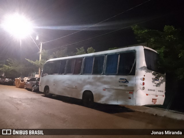 Ônibus Particulares 2156 na cidade de Dumont, São Paulo, Brasil, por Jonas Miranda. Número da foto: #12886914.