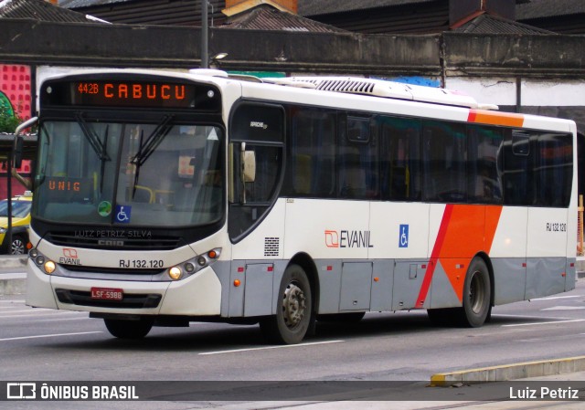 Evanil Transportes e Turismo RJ 132.120 na cidade de Rio de Janeiro, Rio de Janeiro, Brasil, por Luiz Petriz. Número da foto: #12887008.