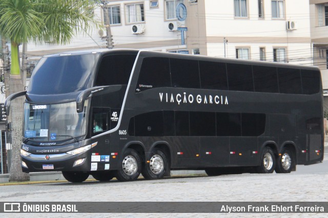 Viação Garcia 8605 na cidade de Balneário Camboriú, Santa Catarina, Brasil, por Alyson Frank Ehlert Ferreira. Número da foto: #12890574.