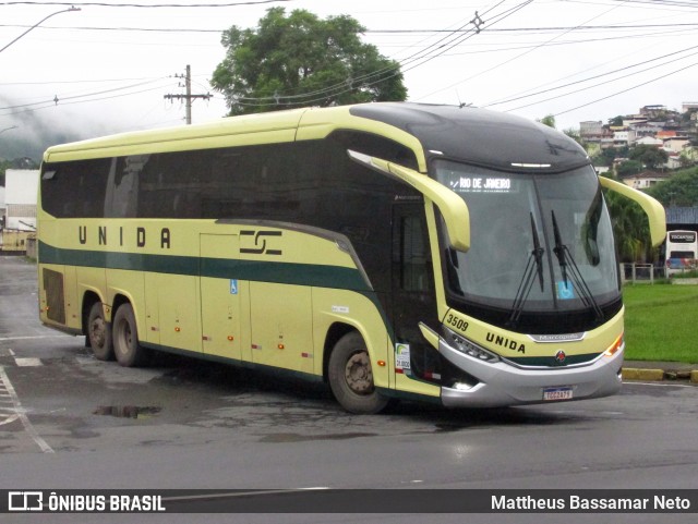 Empresa Unida Mansur e Filhos 3509 na cidade de Juiz de Fora, Minas Gerais, Brasil, por Mattheus Bassamar Neto. Número da foto: #12890794.